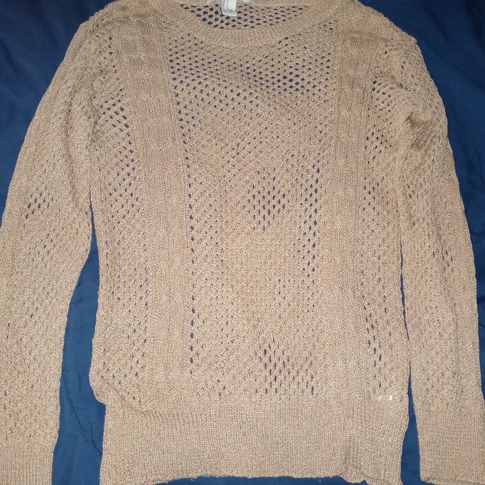 Brown see threw sweatet